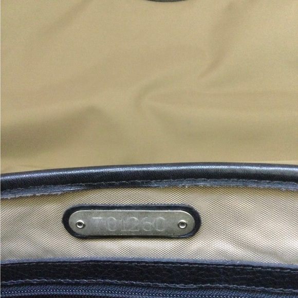 Hartmann Lombardi Pebble and Smooth Leather numbered briefcase - Picture 8 of 16